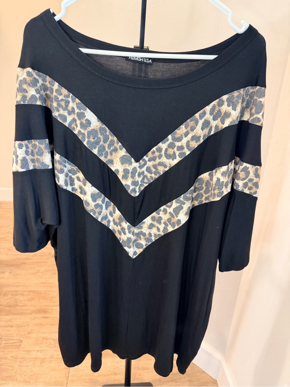 Heimish Black & Leopard Chevron Colorblock Top – Size 2X | NWOT